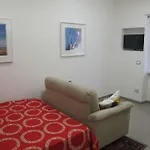 Adera House