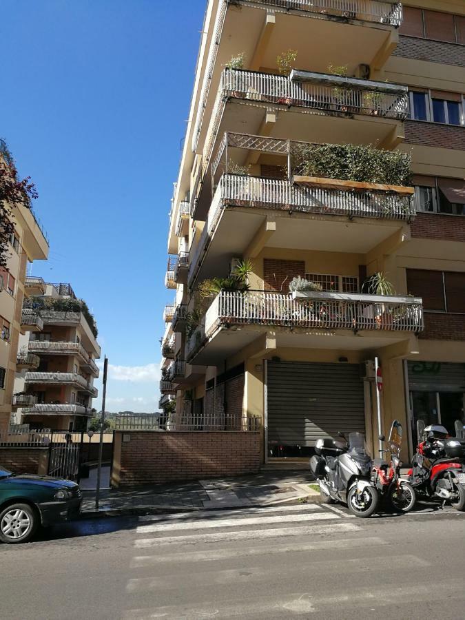 Adera House Apartment Rom